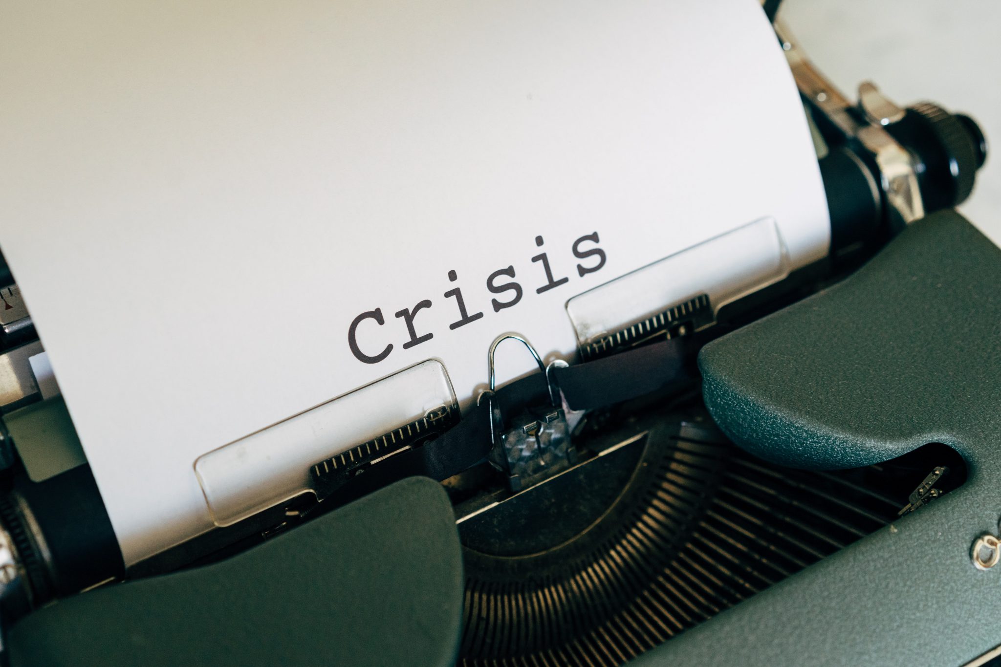 staying-calm-in-a-crisis-six-tips-for-crisis-planning-nielsen